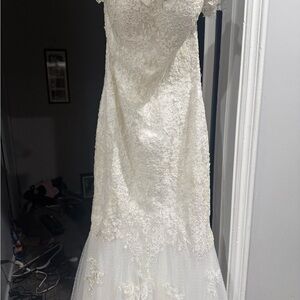 Lace Mermaid Bridal Gown in Ivory